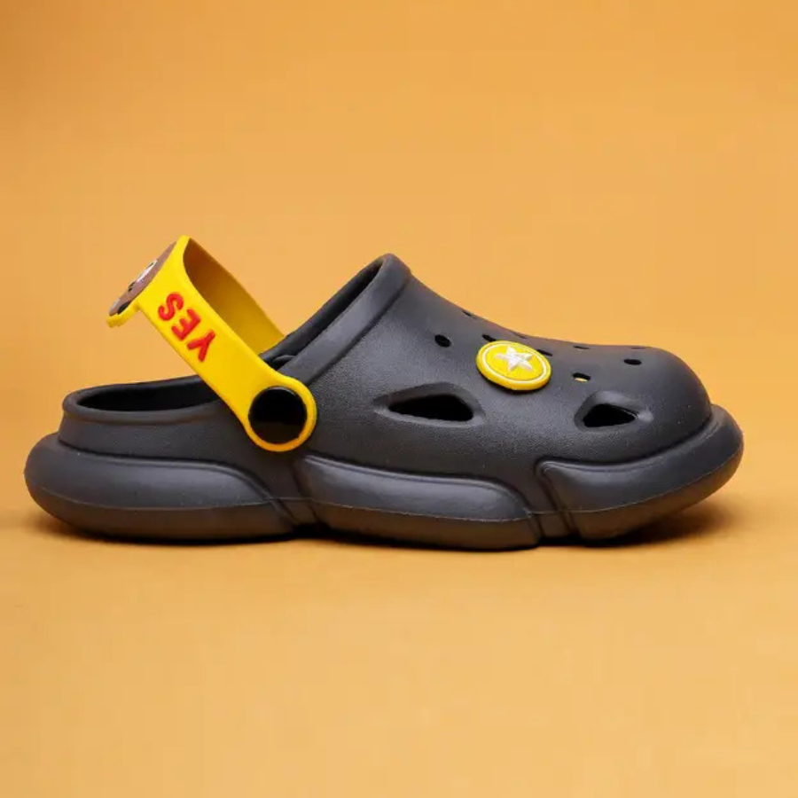 Buckle Clogs For Boys & Girls  (Grey , 2.5-8 Year)