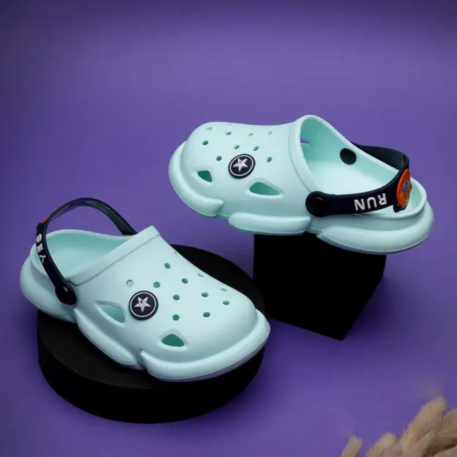 Buckle Clogs For Boys & Girls  (Light Green ,  2.5-8 Year)